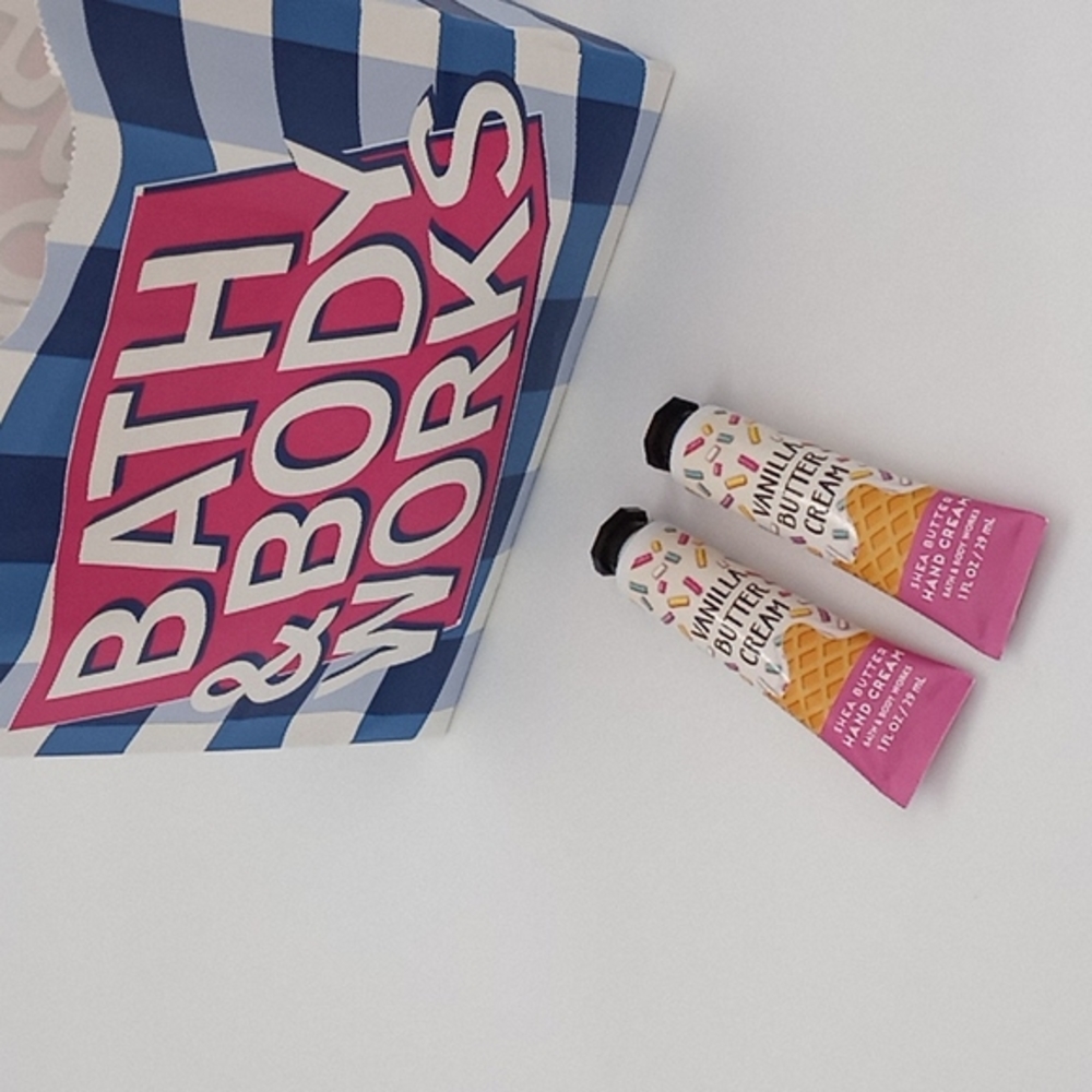 Bath & Body Works Vanilla Buttercream Hand Cream‎ Lotion 1oz. Tube x2